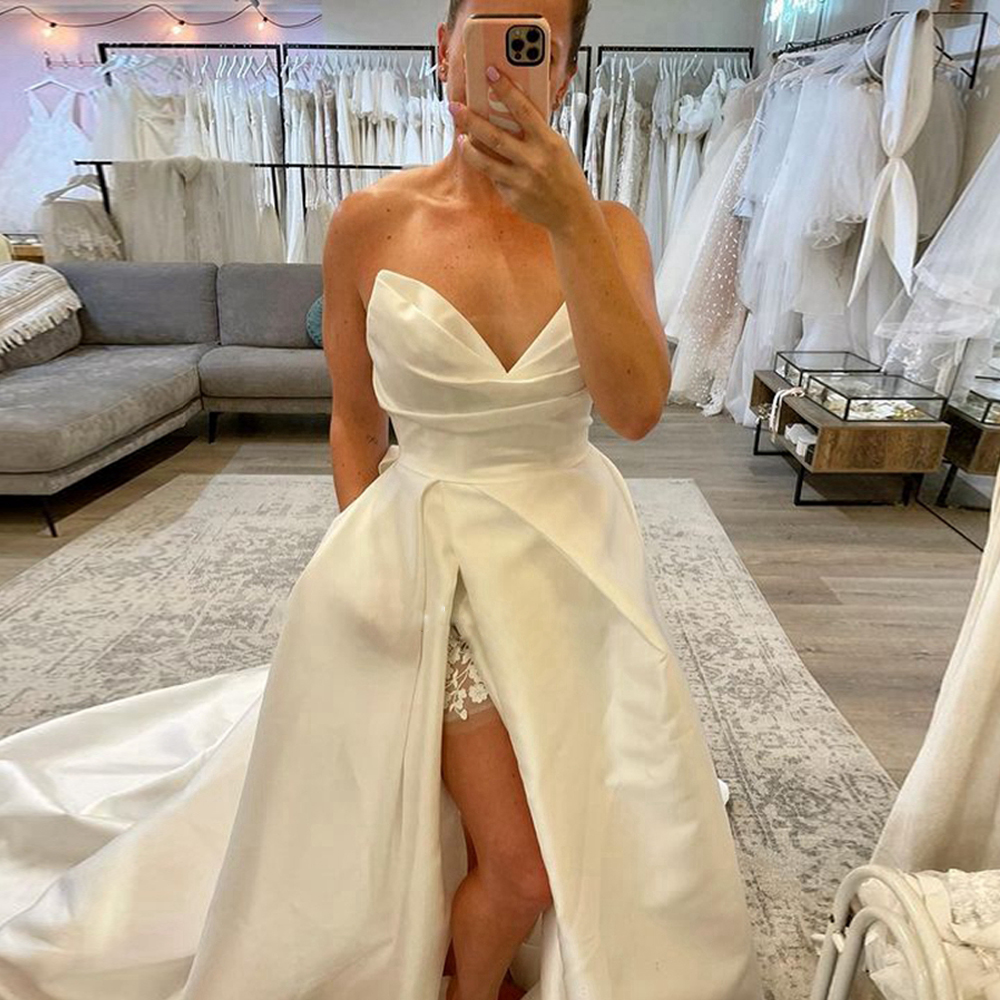 Sexy Thigh High Slits A Line Wedding Dresses for Bride V Neck Pleat Outdoor Bridal Gowns Vestido De Novia Sweep Train