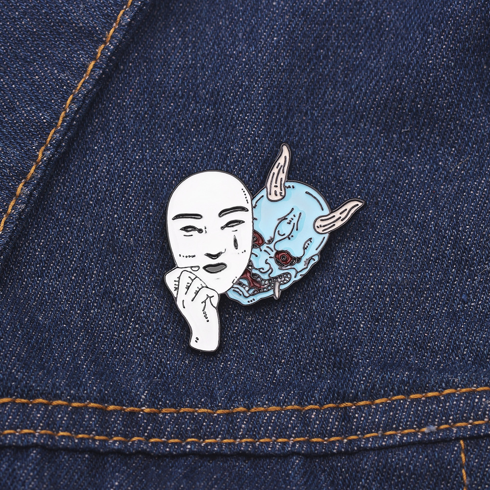 skull mask brooch Cute Anime Movies Games Hard Enamel Pins Collect Metal Cartoon Brooch Backpack Hat Bag Collar Lapel Badges, As picture
skull mask brooch Cute Anime Movies Games Hard Enamel Pins Collect Metal Cartoon Brooch Backpack Hat Bag Collar Lapel Badges, As picture