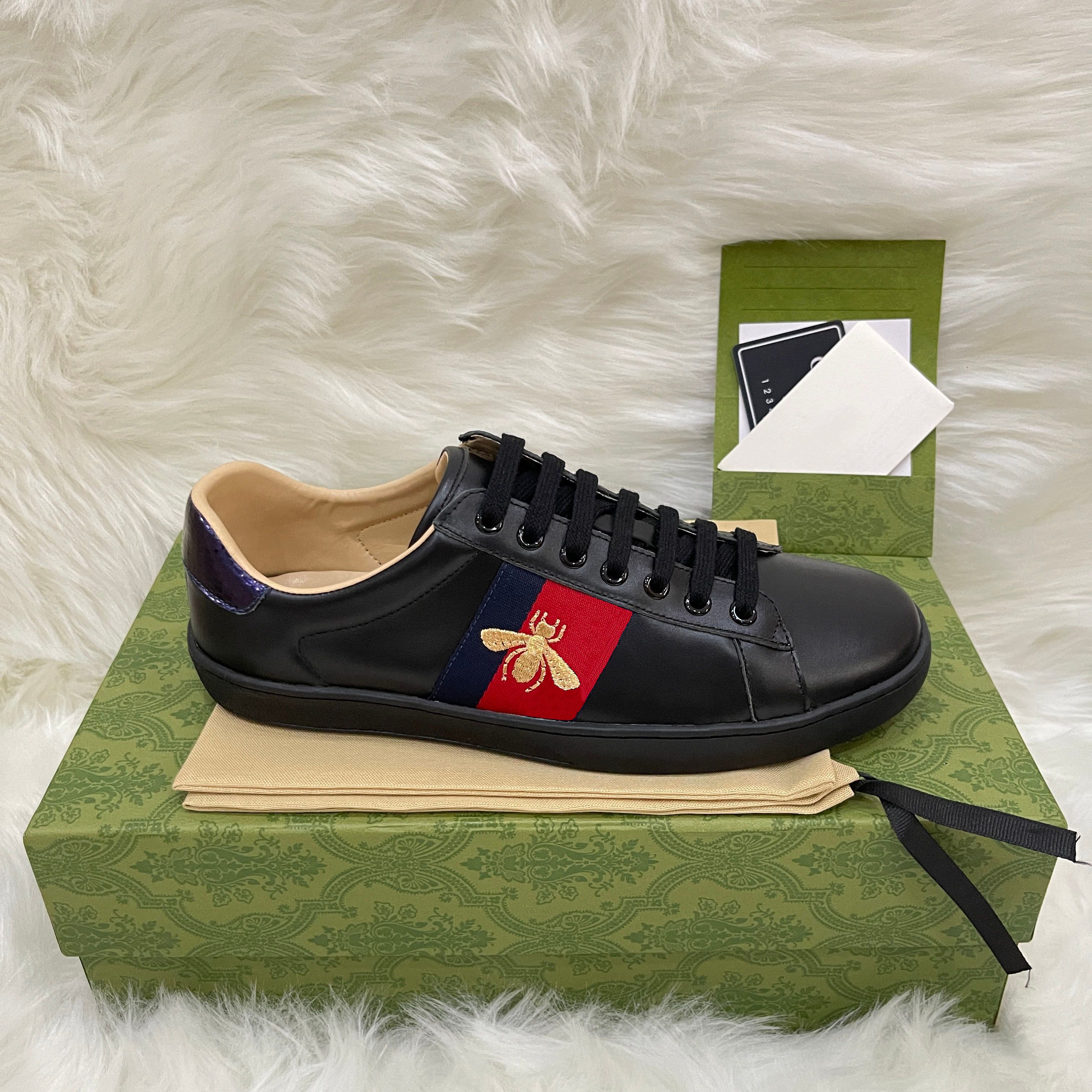 Casual Designer Dress Shoes Italy Ace Sneakers Bee Snake Leather Embroidered Black men Tiger Chaussures interlocking White Shoe Walking Sports Platform Trainers, 15
Casual Designer Dress Shoes Italy Ace Sneakers Bee Snake Leather Embroidered Black men Tiger Chaussures interlocking White Shoe Walking Sports Platform Trainers, 15