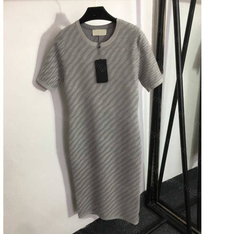23ss summer dresses women dress womens designer clothing Double F letter pack hip split knitted short sleeve dress High quality womens clothing a1, 18
23ss summer dresses women dress womens designer clothing Double F letter pack hip split knitted short sleeve dress High quality womens clothing a1, 18