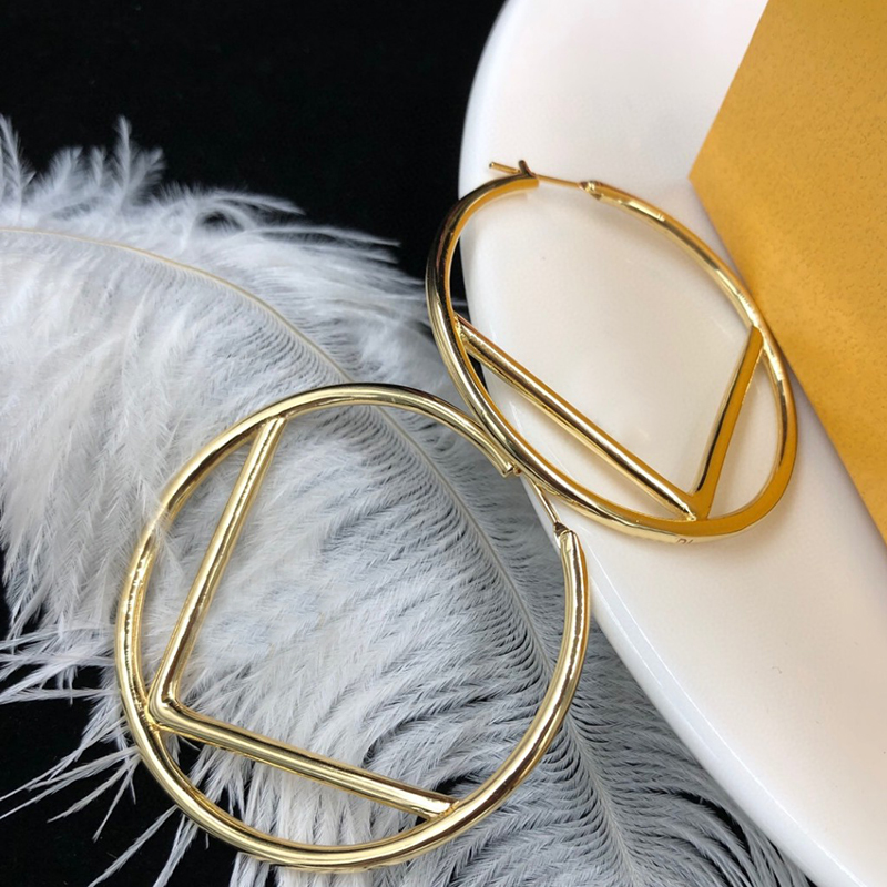 Luxury Hoop Earring Luxury Designers Jewelry For Women F Earrings 5cm Hoops Gold Ear rings Hip-pop Huggie Bijoux Accessories
Luxury Hoop Earring Luxury Designers Jewelry For Women F Earrings 5cm Hoops Gold Ear rings Hip-pop Huggie Bijoux Accessories