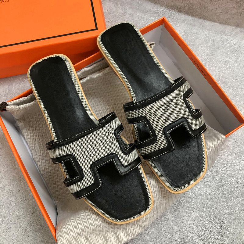Women Brand H Sandals Designer Slippers Flat Flip Flops Crocodile Skin Slide Ladies Beach Sandal Summer With box size 36-42
Women Brand H Sandals Designer Slippers Flat Flip Flops Crocodile Skin Slide Ladies Beach Sandal Summer With box size 36-42