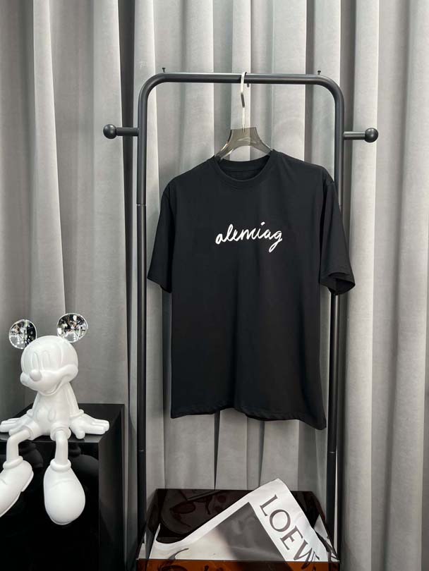 2023 NEW Designer of luxury T-shirt High Quality letter tee short sleeve spring summer tide men and women t shirt Size M-XXXL G5525, White
2023 NEW Designer of luxury T-shirt High Quality letter tee short sleeve spring summer tide men and women t shirt Size M-XXXL G5525, White