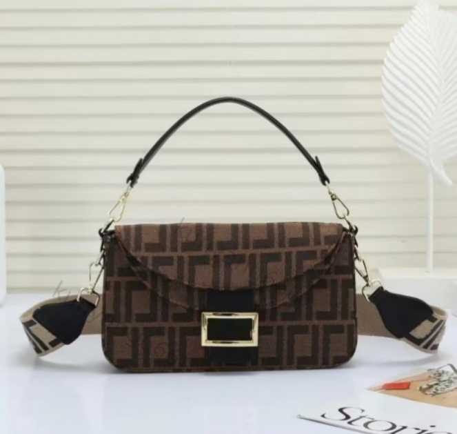 Baguette Shoulder Bags Designers Handbags Purses Embroidery Letter Crossbody Bag Tops Quality Women Underwarm Bag
Baguette Shoulder Bags Designers Handbags Purses Embroidery Letter Crossbody Bag Tops Quality Women Underwarm Bag