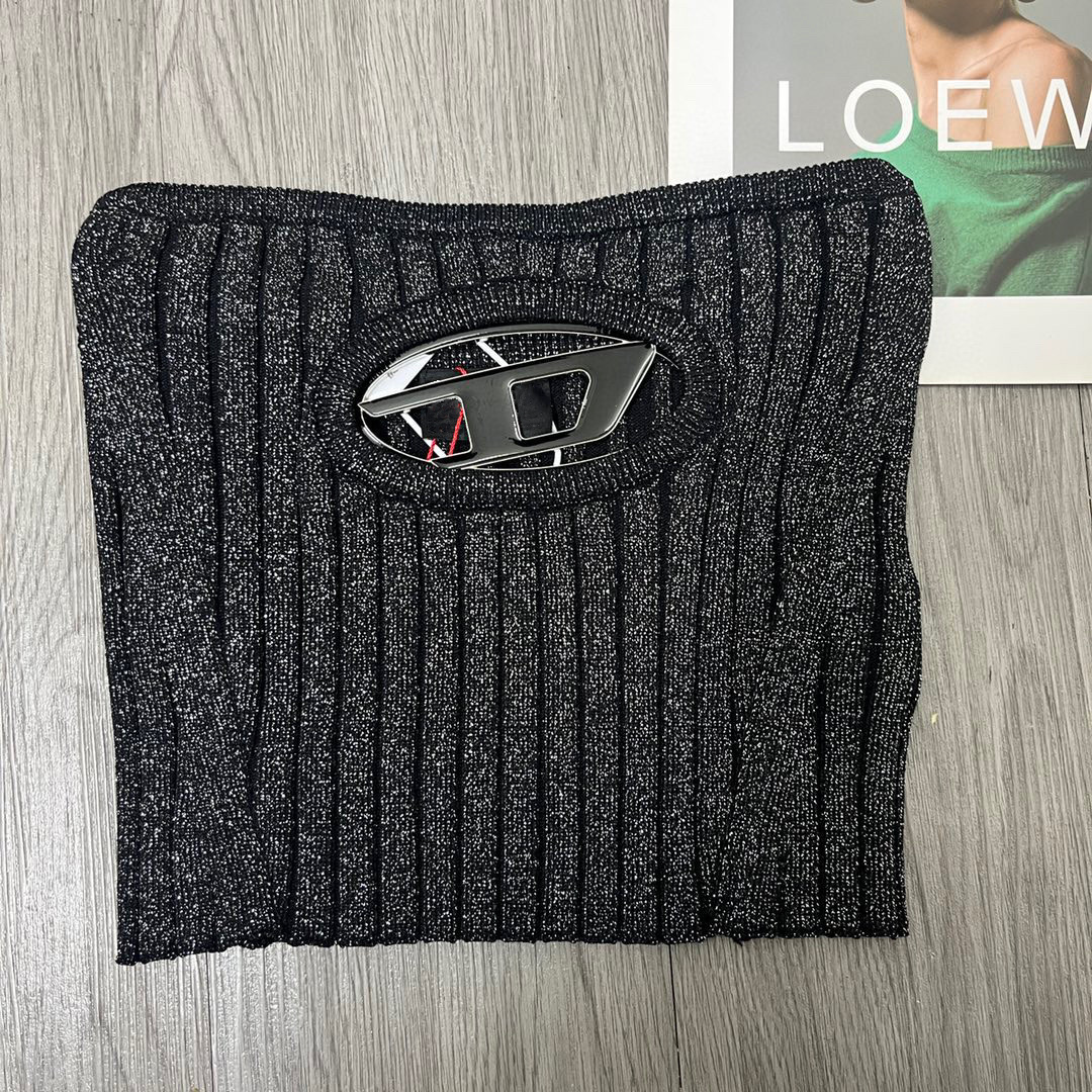 Women's Tanks Camis Letter D Hollowedout Metal Label Knitted Bra Girl Style Slim Waistcoat Female 230520