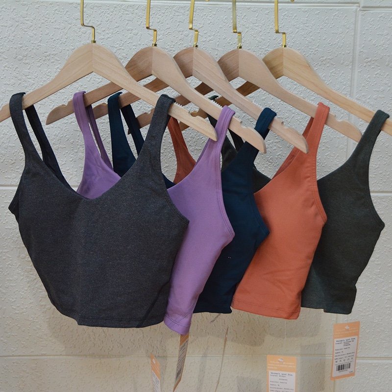 Tank Top slim Fit Sleeveless Yoga outfits Shirt Brushed Women Workout Sports with Padded Bra 
Tank Top slim Fit Sleeveless Yoga outfits Shirt Brushed Women Workout Sports with Padded Bra