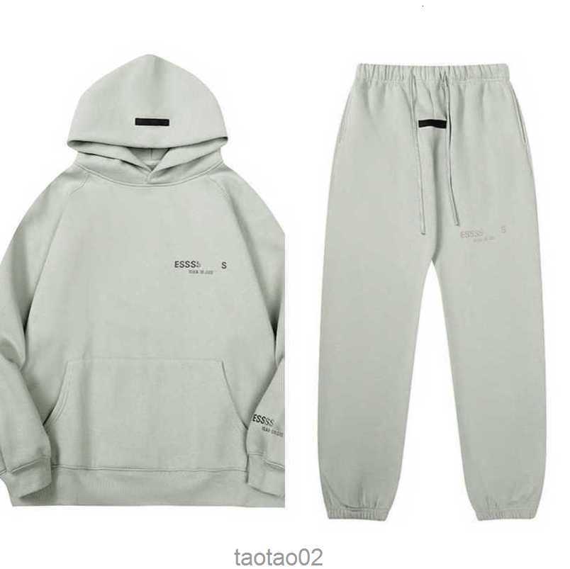 Men's Luxury Fashion Sweatshirts Tracksuits Brand Es Letter Hoodies Sports Tops Pants Suit Boy Hooded Sweater Casual Pullover Men Womengnt2
Men's Luxury Fashion Sweatshirts Tracksuits Brand Es Letter Hoodies Sports Tops Pants Suit Boy Hooded Sweater Casual Pullover Men Womengnt2