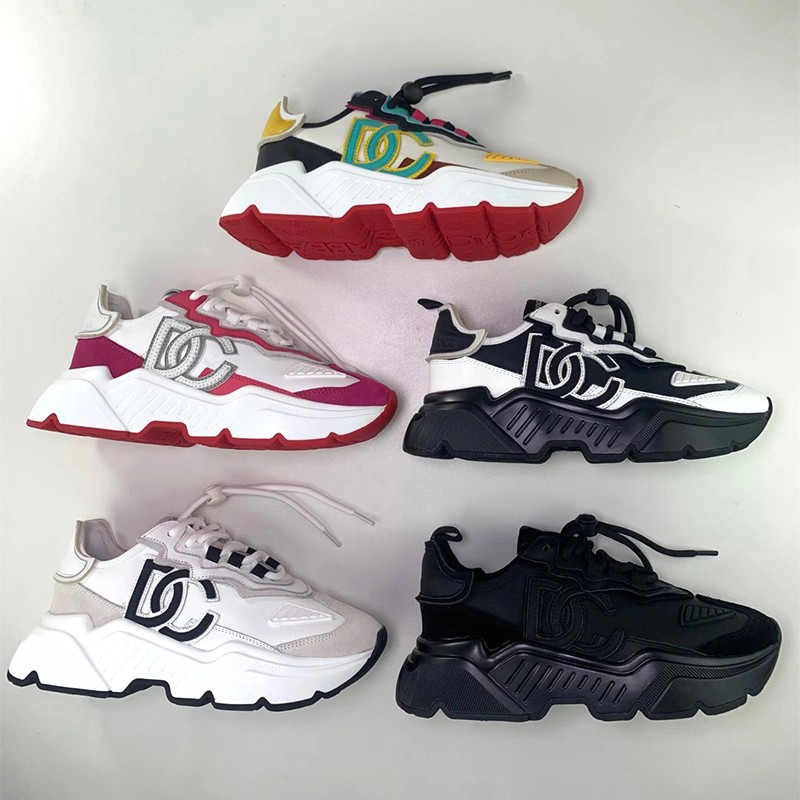 2023 Quality Designer Casual Shoes for Men and Women Flat Sneakers White Black Triple Pink Jogging Walking Shoes for Men 35-45