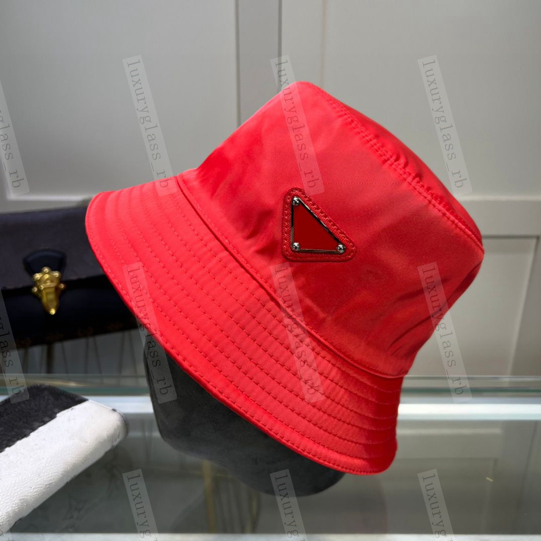 Designer brand bucket hat wide brim hat embroidered alphabet men and women basin hats sun protection sunscreen spring outdoor travel have 8 colors high end quality
Designer brand bucket hat wide brim hat embroidered alphabet men and women basin hats sun protection sunscreen spring outdoor travel have 8 colors high end quality