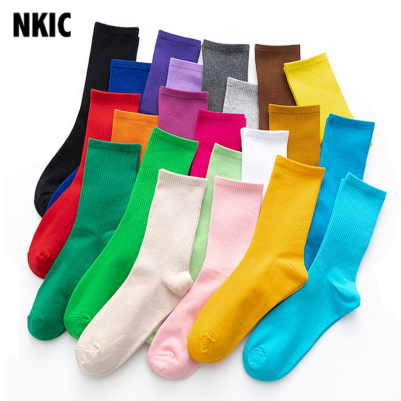 10 color Fashion Brand Men's Cotton Socks New Style White Leisure Men Women Socks Soft Breathable Summer Winter for Male Sockes, Red 1
10 color Fashion Brand Men's Cotton Socks New Style White Leisure Men Women Socks Soft Breathable Summer Winter for Male Sockes, Red 1