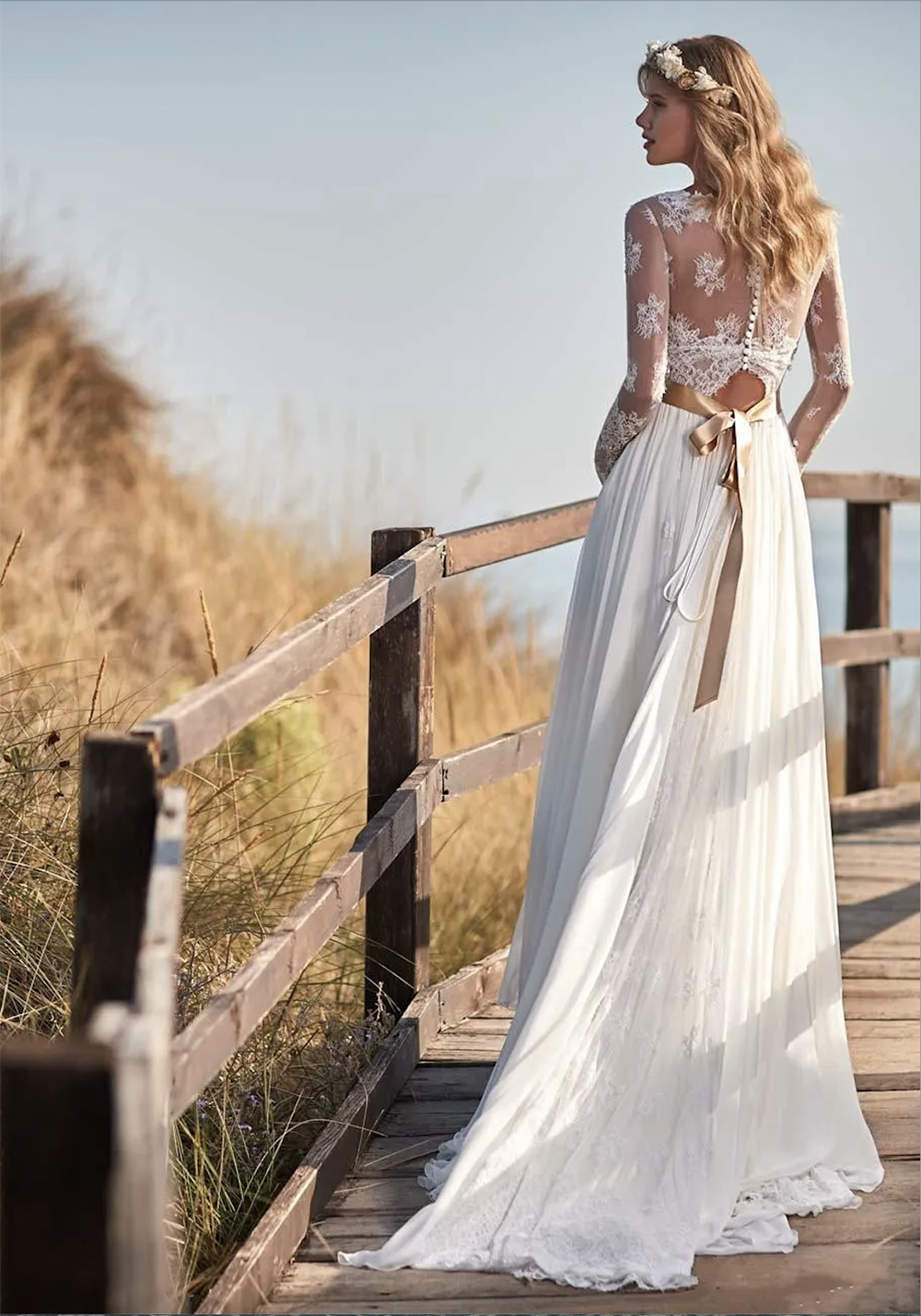 Elegant Vintage Chiffon Long Sleeve Beach Wedding Dress 2025 V Neck A Line Bridal Gown