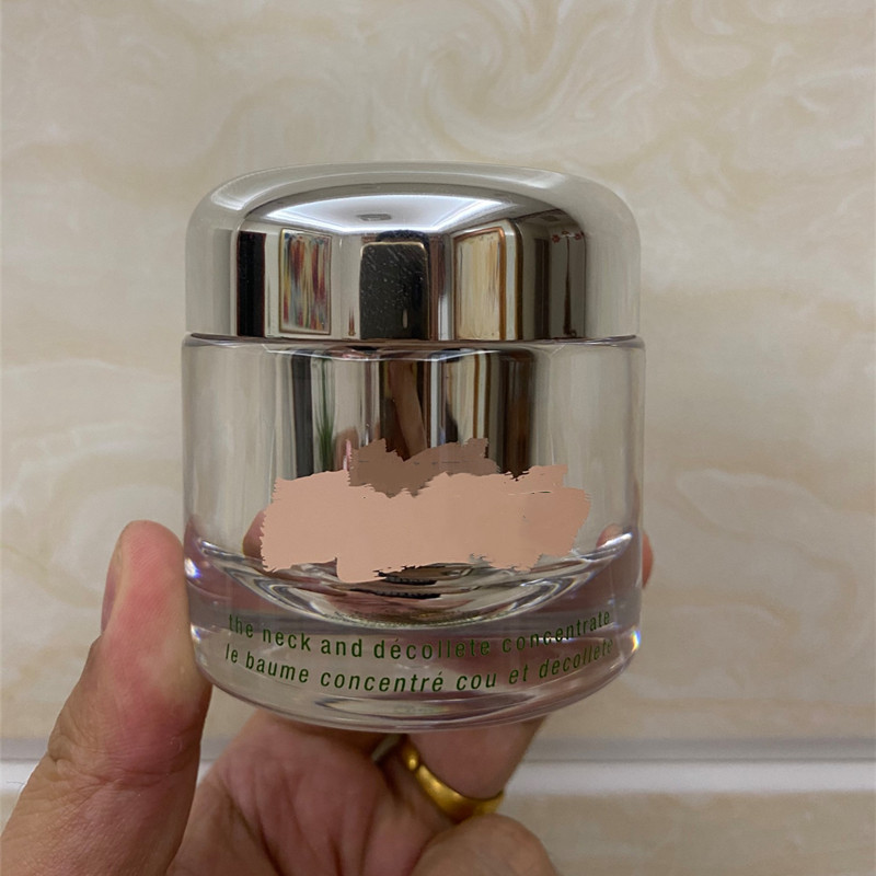 STOCK Top Quality Famous The Neck And Decollete Cencentrate Cream 50ml Neck Cream With Brush Ups Fast Delivery
STOCK Top Quality Famous The Neck And Decollete Cencentrate Cream 50ml Neck Cream With Brush Ups Fast Delivery