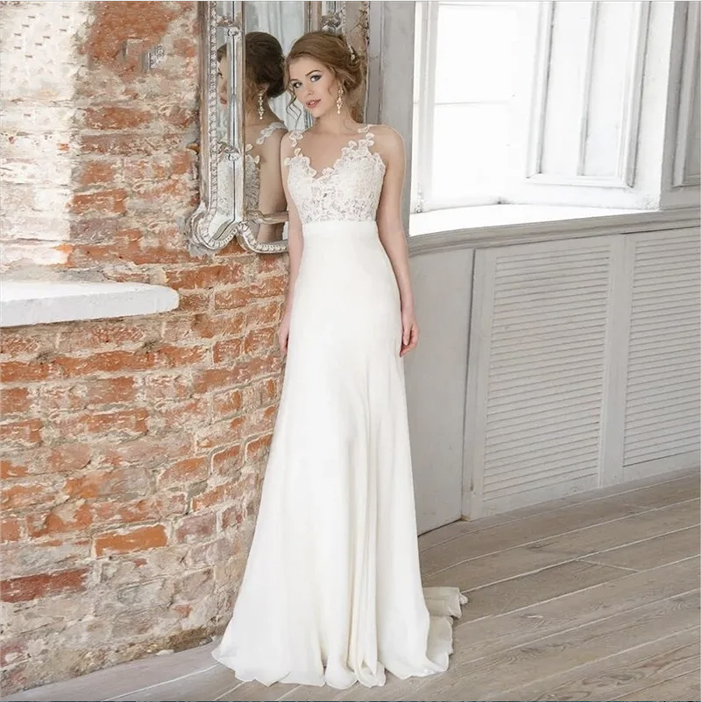 Beach Wedding Boho Dresses Sheer Neck Lace Appliques 2023 Elegant Satin Sweep Train Bridal Gown Illusion Buttons Back Robes De Mariee