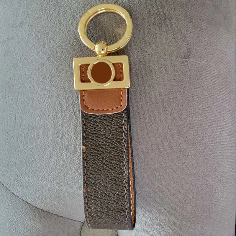 Key Chains Keychains Ring Keyrings Holders Car Accessories for Mens Womens Bag Charm Lanyards Designer Luxury PU Leather 18K Gold- Silver-plated Pendants L10 C Flower