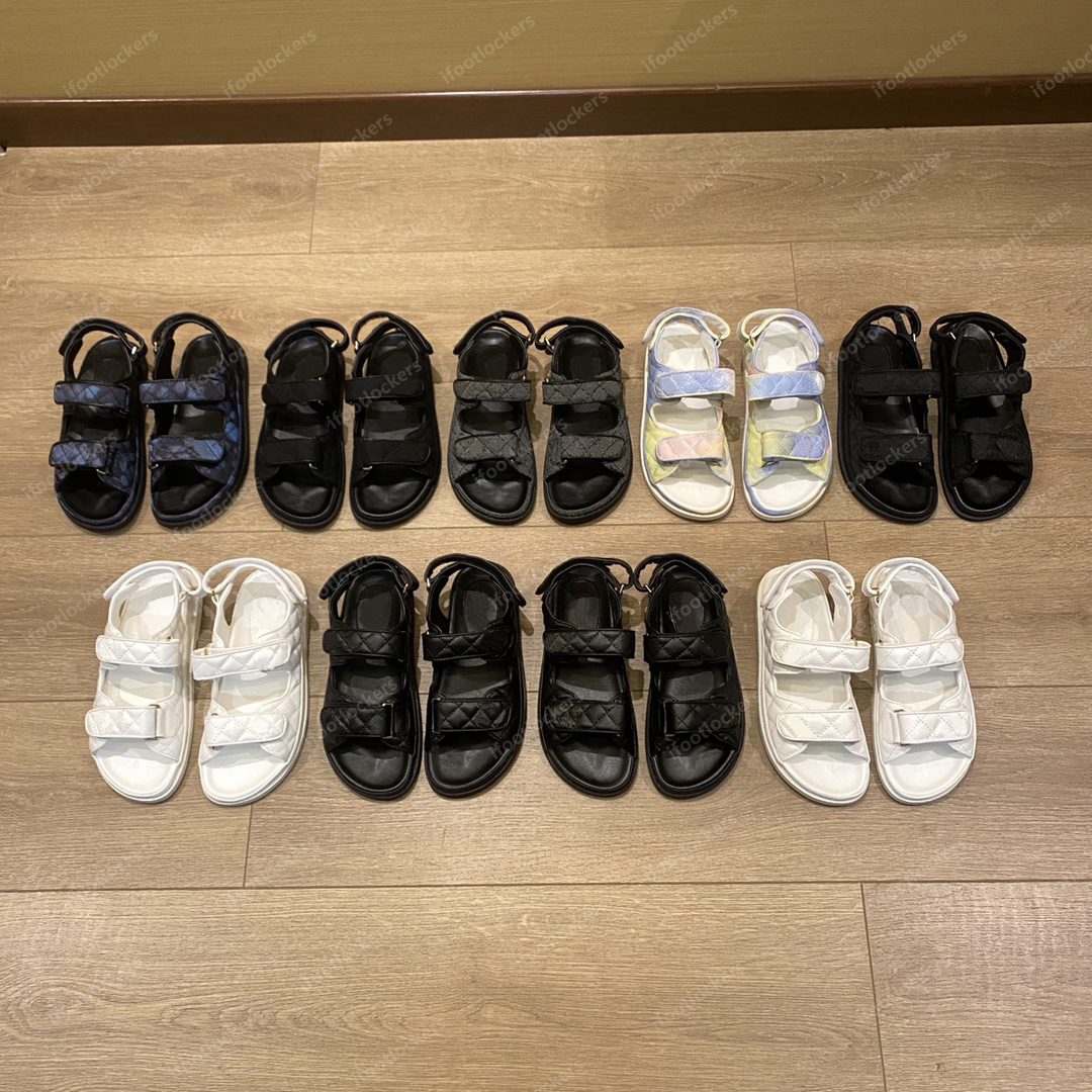 Designer Women Sandals High Quality Womens Slides Crystal Calf leather Casual shoes quilted Platform Summer Beach Slipper 35-42 With box and Shopping bag
Designer Women Sandals High Quality Womens Slides Crystal Calf leather Casual shoes quilted Platform Summer Beach Slipper 35-42 With box and Shopping bag