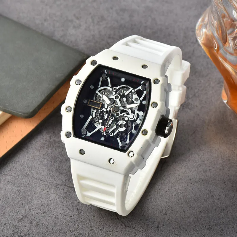 3-pin full-featured men's watches top brand luxury watch men's quartz automatic men's watch, Box
3-pin full-featured men's watches top brand luxury watch men's quartz automatic men's watch, Box