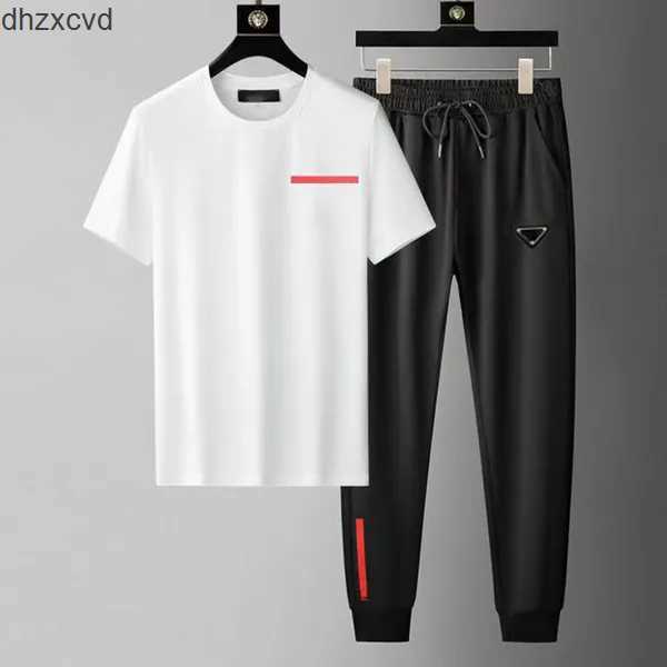 Designer Mens tracksuits t shirt trousers sets sweatshirts Womens Tees casual breathable summer Tops pants outdoor sports suits sportswear quality set O4QR
Designer Mens tracksuits t shirt trousers sets sweatshirts Womens Tees casual breathable summer Tops pants outdoor sports suits sportswear quality set O4QR