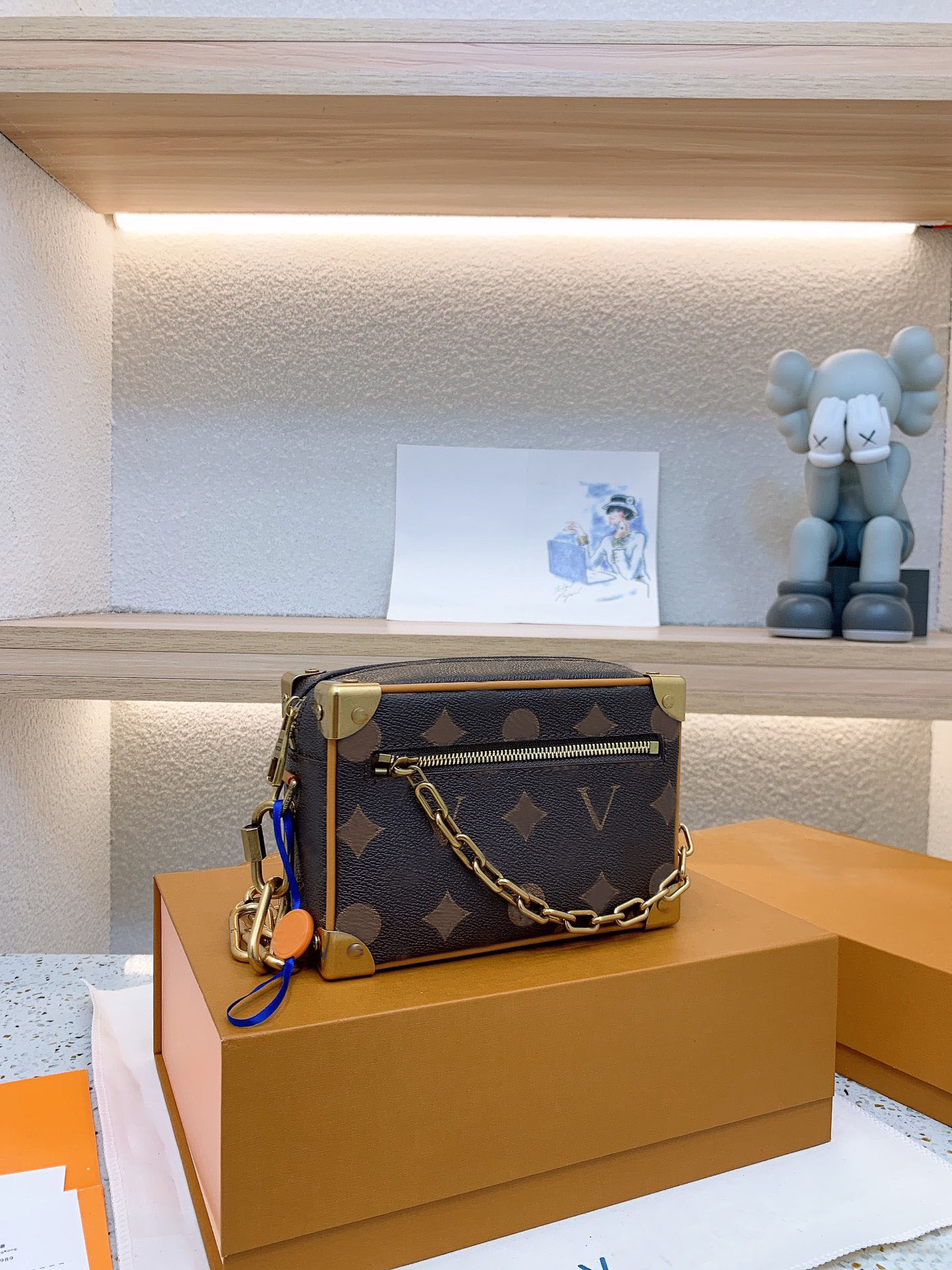 designer bag mini soft trunk chain bag for women and men shoulder bag crossbody package evening Soft Trunk package genuine leather tote bag, Black
designer bag mini soft trunk chain bag for women and men shoulder bag crossbody package evening Soft Trunk package genuine leather tote bag, Black