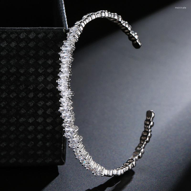 Bangle UILZ Adjustable Geometric Crystal Tennis Bracelet For Women Kpop Zirconia Silver/Gold Color Chain On Hand Fashion Jewelry Gifts
Bangle UILZ Adjustable Geometric Crystal Tennis Bracelet For Women Kpop Zirconia Silver/Gold Color Chain On Hand Fashion Jewelry Gifts