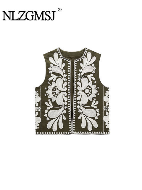 Women s Vests Nlzgmsj Vintage Flower Embroidery Vest Jacket 2023 Summer V Neck Cardigan Shirts Boho Loose Female Tops 230522