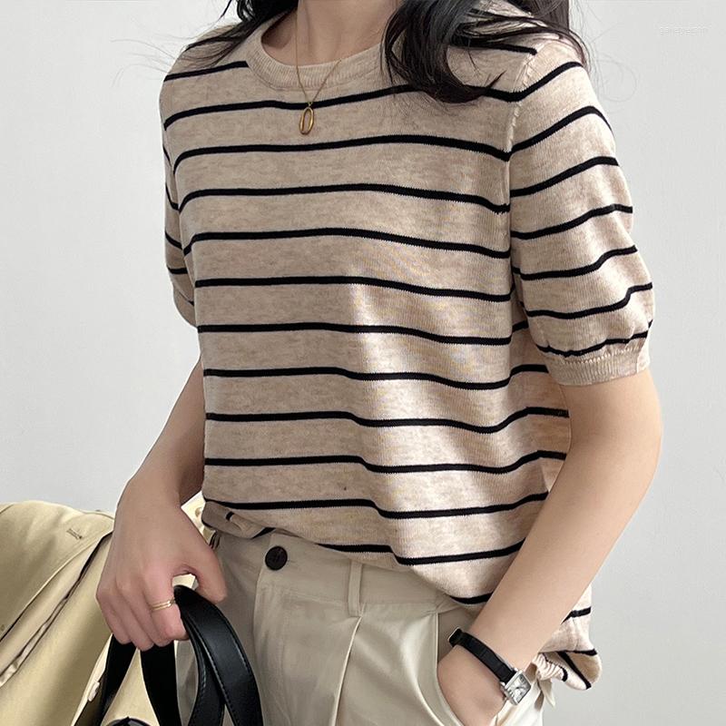 Women's T Shirts 2023 Spring Summer Women's Stripe T-Shirt Korean O- Neck Loose Pullover Short Sleeve Top D1122, Beige
Women's T Shirts 2023 Spring Summer Women's Stripe T-Shirt Korean O- Neck Loose Pullover Short Sleeve Top D1122, Beige