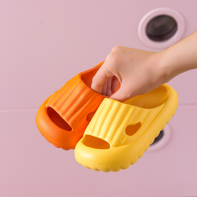 Slipper Summer Kids Slippers Protect Toes Solid Color Boys Bathroom AntiSlip House Shoes Toddler Children Girls Baby Soft Sole Shoes 230522