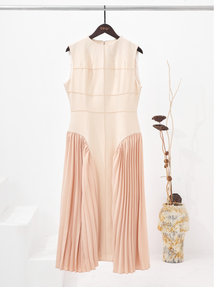 Basic Casual Dresses EWQ O Neck Fashion Stitching Line Women s Party Beautiful Pleated Dress Patchwork Slim Apricot Color Robe 2023 Summer 230522