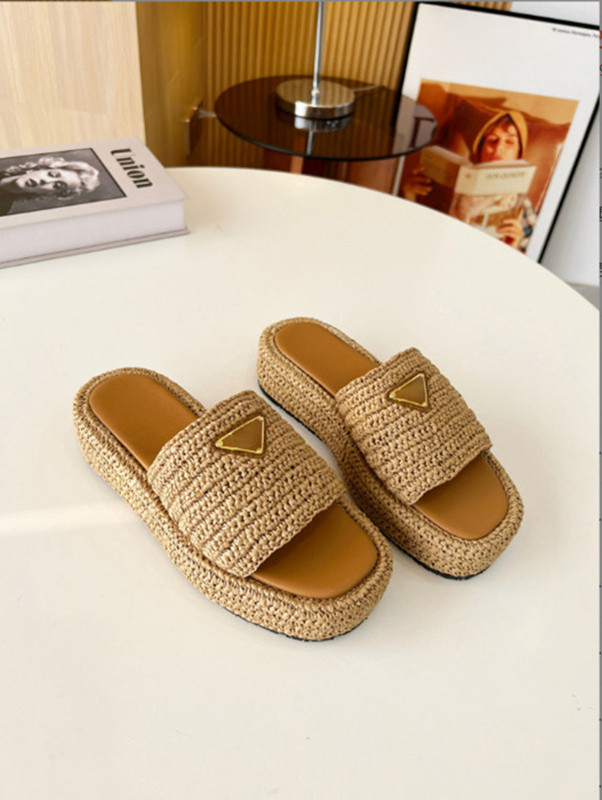 

Triangle metal buckle Raffia Flatform Sandals PP weave Straw Espadrilles thick bottoms soles slippers Sandal briad knitted 2023 Designer women slides Flip flops, Khaki