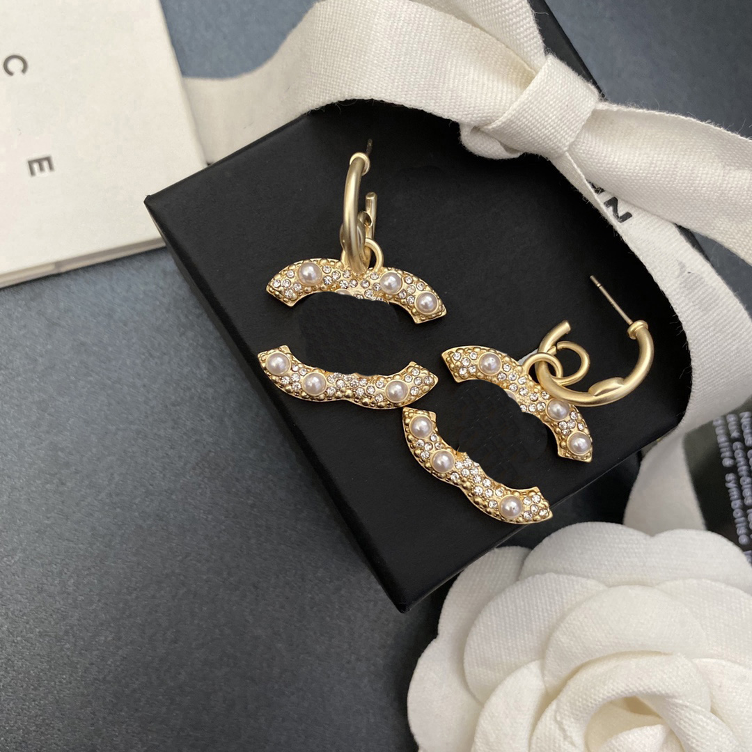 Ten Style Gifts Earrings Crystal Diamond Pearl Stud Designer Jewelry Classic Love Family Wedding Party Earring Fashion Women Sweet Jewelry Wholesale
Ten Style Gifts Earrings Crystal Diamond Pearl Stud Designer Jewelry Classic Love Family Wedding Party Earring Fashion Women Sweet Jewelry Wholesale
