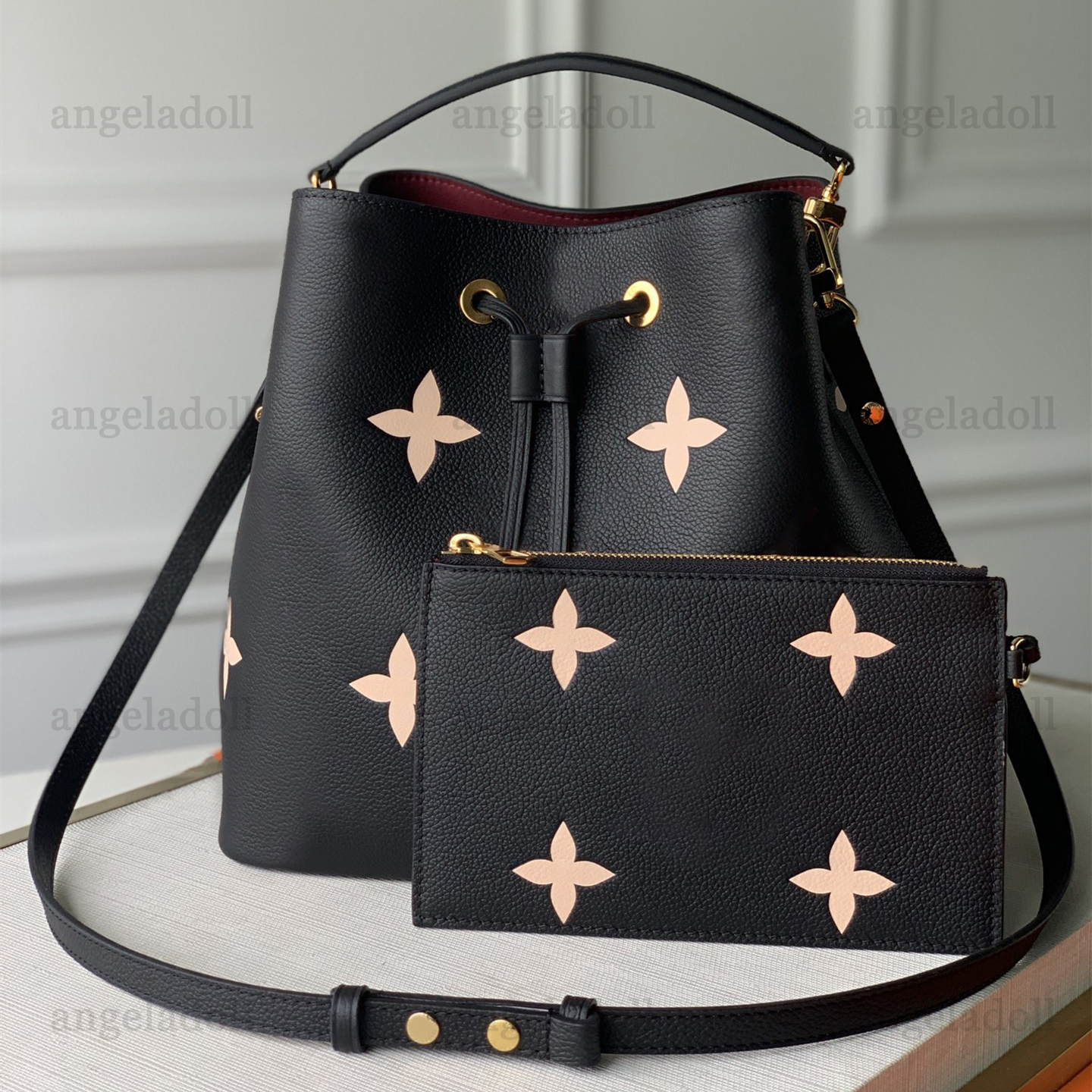 10A Mirror Quality Designers Medium Bucket Bag 26cm Embossing Leather Handle Handbag MM Womens Luxury Black Bag Crossbody Shoulder Strap Bag With Box, Carton
10A Mirror Quality Designers Medium Bucket Bag 26cm Embossing Leather Handle Handbag MM Womens Luxury Black Bag Crossbody Shoulder Strap Bag With Box, Carton