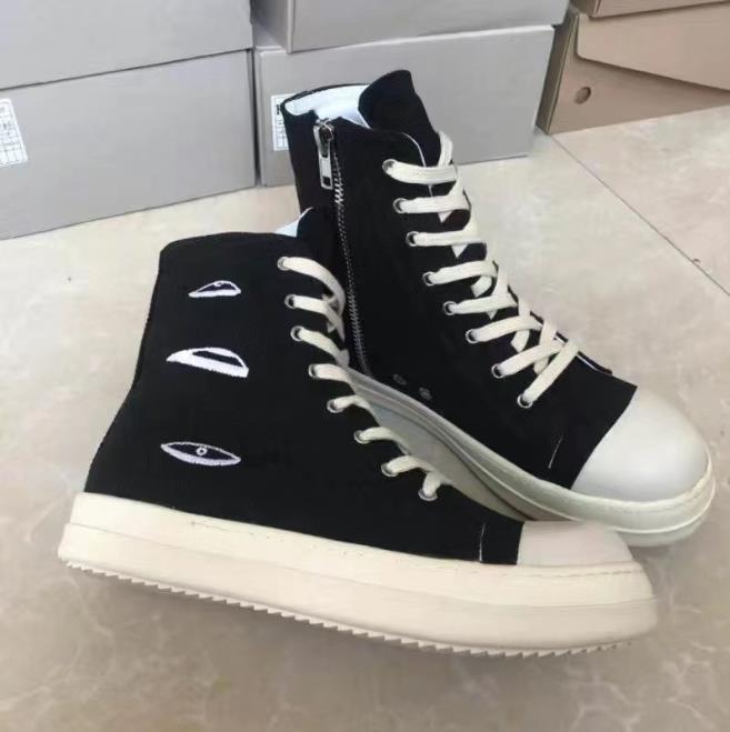 Designer Rick Owen Seak Boots Mini Snow Canvas High boot breathable Black Lace Up light shoes fashion Genuine autumn winter original buckle with box size 35-46, 13
Designer Rick Owen Seak Boots Mini Snow Canvas High boot breathable Black Lace Up light shoes fashion Genuine autumn winter original buckle with box size 35-46, 13