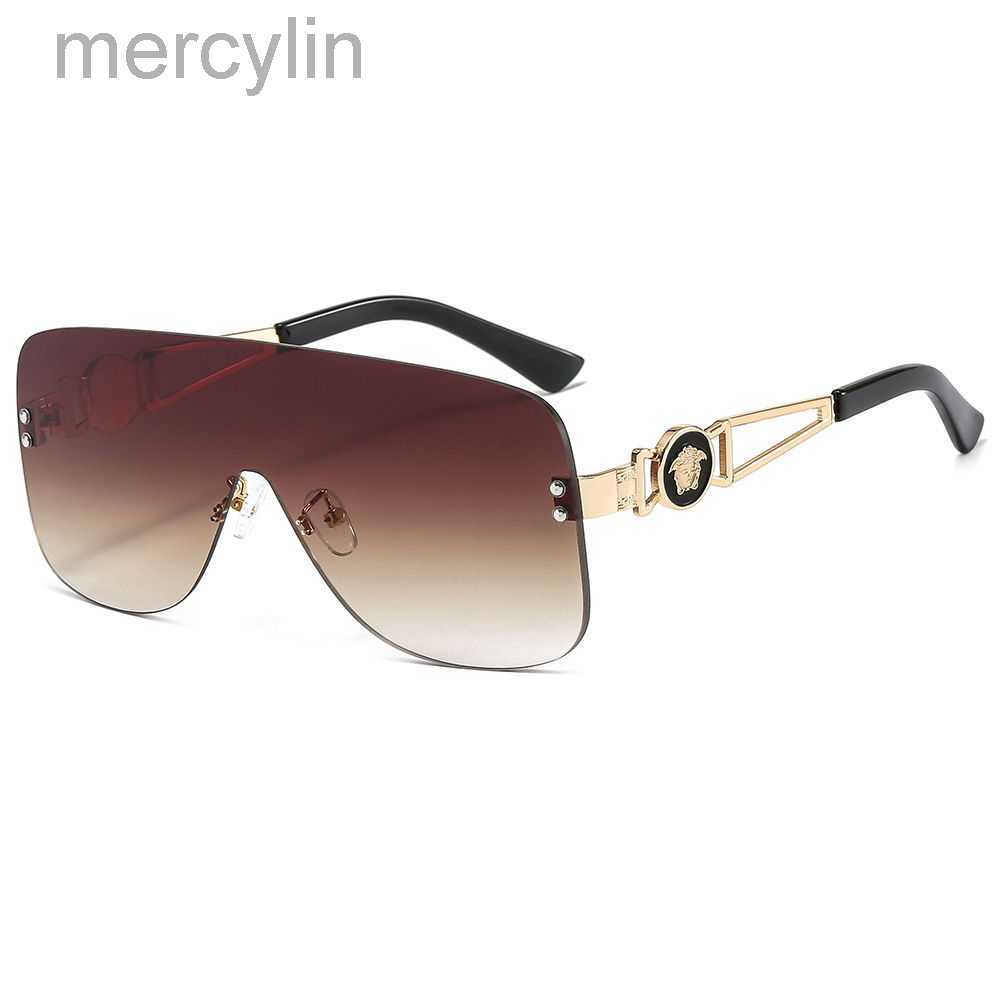 Luxury Designer Versage Sunglasses Men's Women's Vercace Sunglasses Head Metal Large Frame Sunglasses Fashion Frameless One Piece Sunglasses
Luxury Designer Versage Sunglasses Men's Women's Vercace Sunglasses Head Metal Large Frame Sunglasses Fashion Frameless One Piece Sunglasses