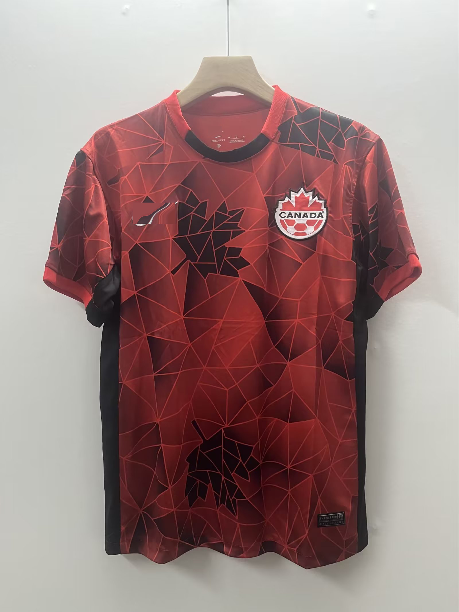 23 24 Canada Men's T-Shirts Summer soccer fan Polos breathable fabric Badge embroidery outdoor football casual Professional shirt, No 1
23 24 Canada Men's T-Shirts Summer soccer fan Polos breathable fabric Badge embroidery outdoor football casual Professional shirt, No 1