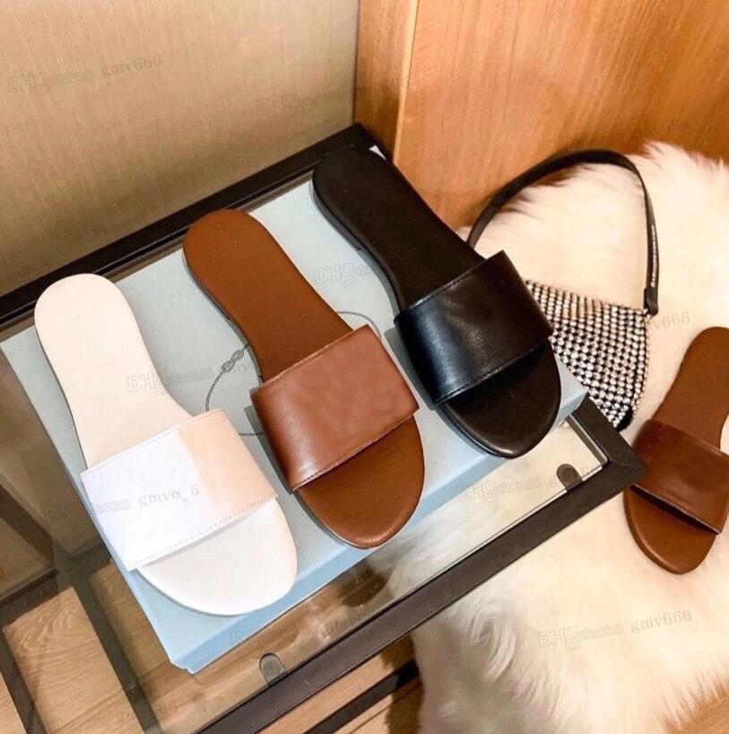 2023 Women's designer slippers sandals Fashion flats flip-flops summer true triangle leather outdoor casual shoes beach shoes black and white
2023 Women's designer slippers sandals Fashion flats flip-flops summer true triangle leather outdoor casual shoes beach shoes black and white