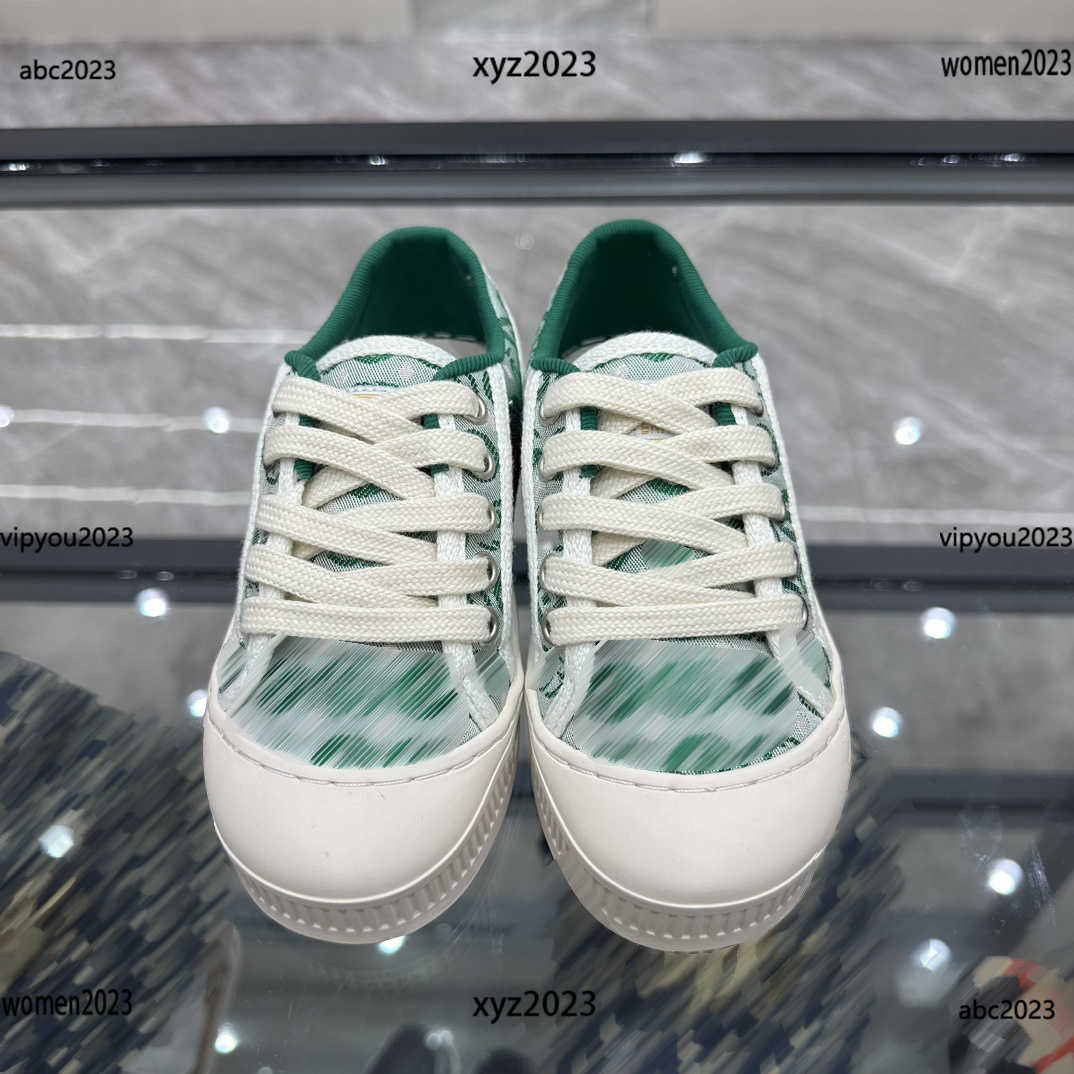 luxury kids shoes lace-up Child Sneakers fashion Letter printing baby casual shoes Size 26-35 Box protection Letter embossed sole, #1
luxury kids shoes lace-up Child Sneakers fashion Letter printing baby casual shoes Size 26-35 Box protection Letter embossed sole, #1