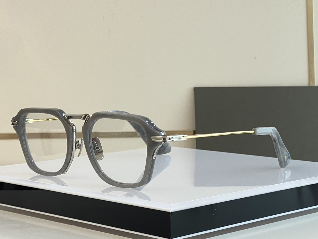 A DITA Aegeus T0P prescription glasses for mens designer sunglasses frame fashion retro luxury brand womens eyeglasses business 5A ladies brand designer 005
A DITA Aegeus T0P prescription glasses for mens designer sunglasses frame fashion retro luxury brand womens eyeglasses business 5A ladies brand designer 005