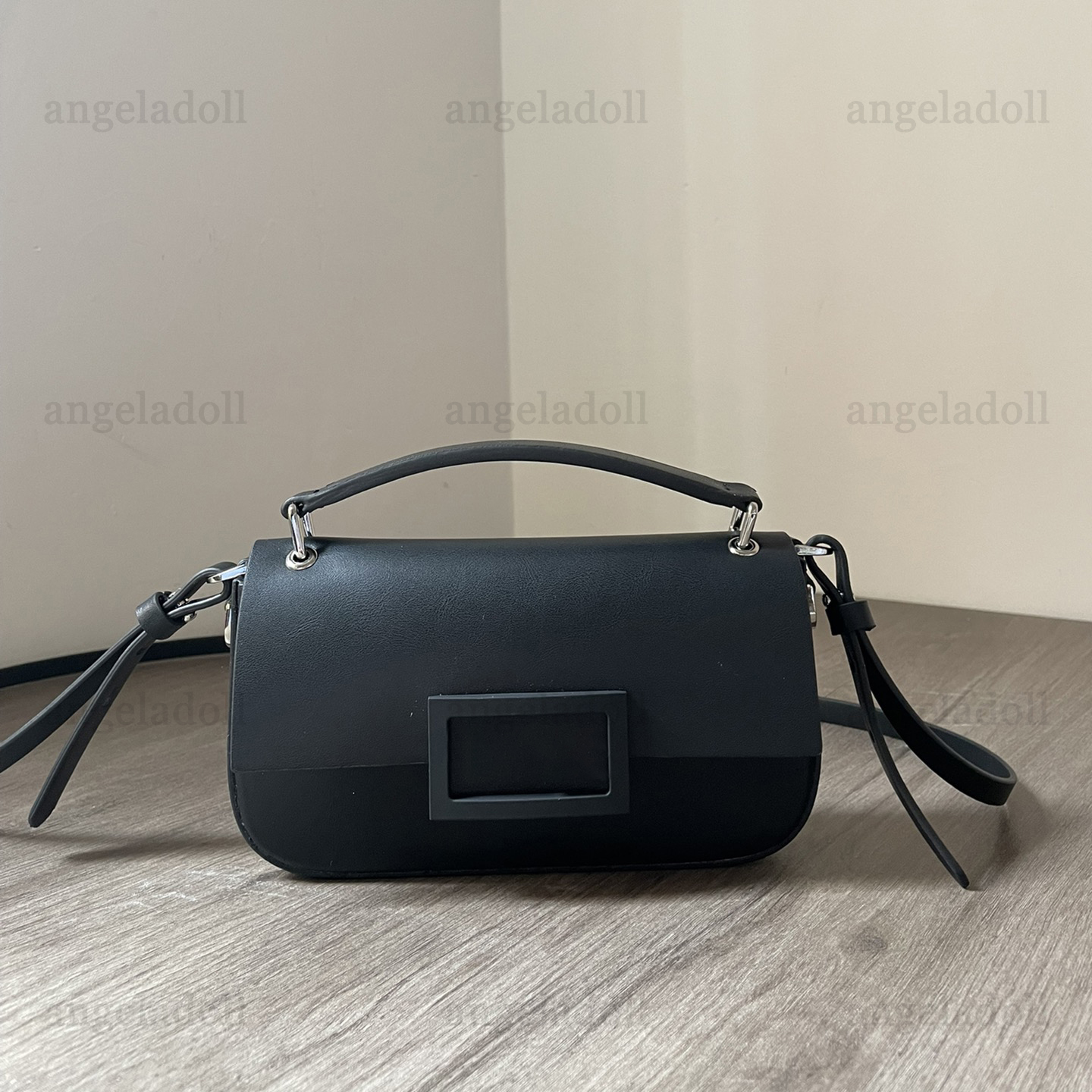 10A Mirror Quality Designers Mini Baguette Flap Bag 19cm Womens Plain Leather Handbag Luxury Phone Pouch Black Purse Crossbody Leather Strap Shoulder Bag With Box, About 19x14x4cm green
10A Mirror Quality Designers Mini Baguette Flap Bag 19cm Womens Plain Leather Handbag Luxury Phone Pouch Black Purse Crossbody Leather Strap Shoulder Bag With Box, About 19x14x4cm green