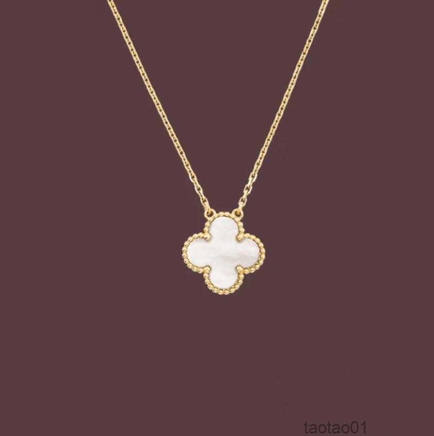 Classic Fashion Pendant Necklaces for Women Elegant 4/four Leaf Clover Locket Necklace Highly Quality Choker Chains Designer Jewelry 18k Plated Gold Girlsrflb
Classic Fashion Pendant Necklaces for Women Elegant 4/four Leaf Clover Locket Necklace Highly Quality Choker Chains Designer Jewelry 18k Plated Gold Girlsrflb