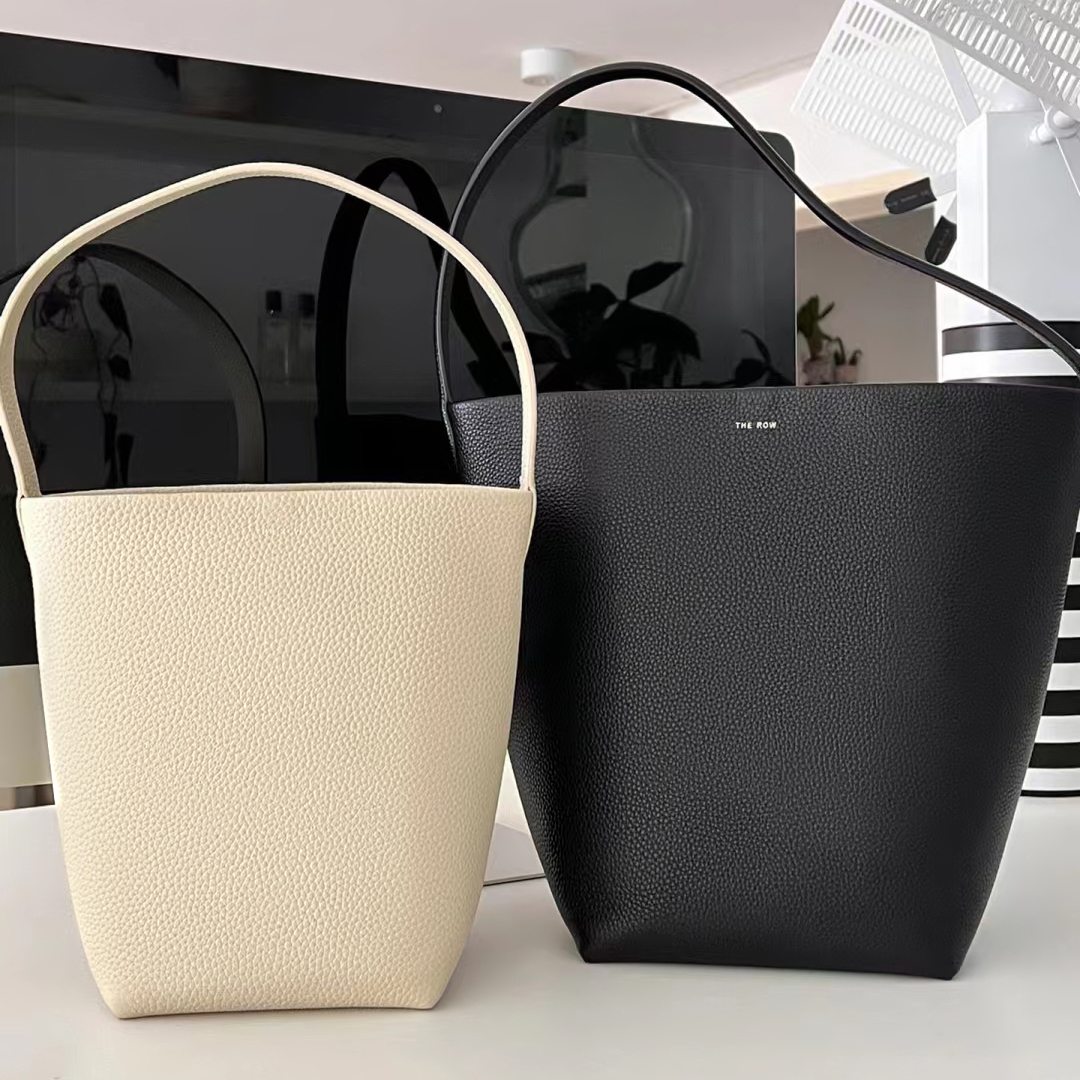 Womens 3Size the row Park tote Bag Luxurys handbag designer shoulder bucket travel bags Mens vintage wallet Leather shopping bags crossbody summer beach clutch bag, White
Womens 3Size the row Park tote Bag Luxurys handbag designer shoulder bucket travel bags Mens vintage wallet Leather shopping bags crossbody summer beach clutch bag, White