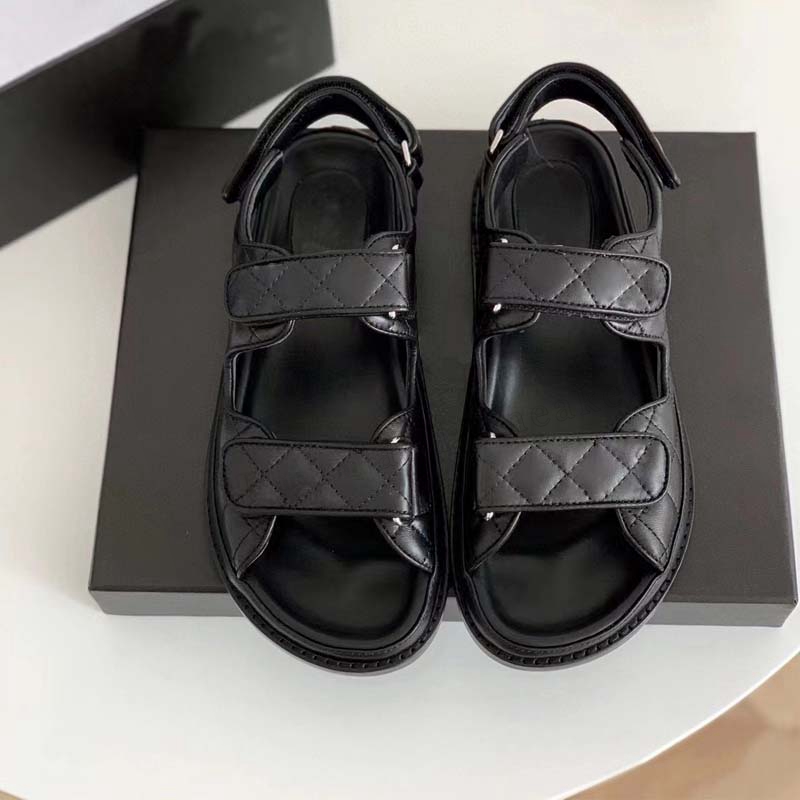 Top quality calfskin dad sandals famous designer women luxury camellia platform quilted sandla slides grandad genuine calf leather buckle caviar 35-42 with box, B4 white
Top quality calfskin dad sandals famous designer women luxury camellia platform quilted sandla slides grandad genuine calf leather buckle caviar 35-42 with box, B4 white