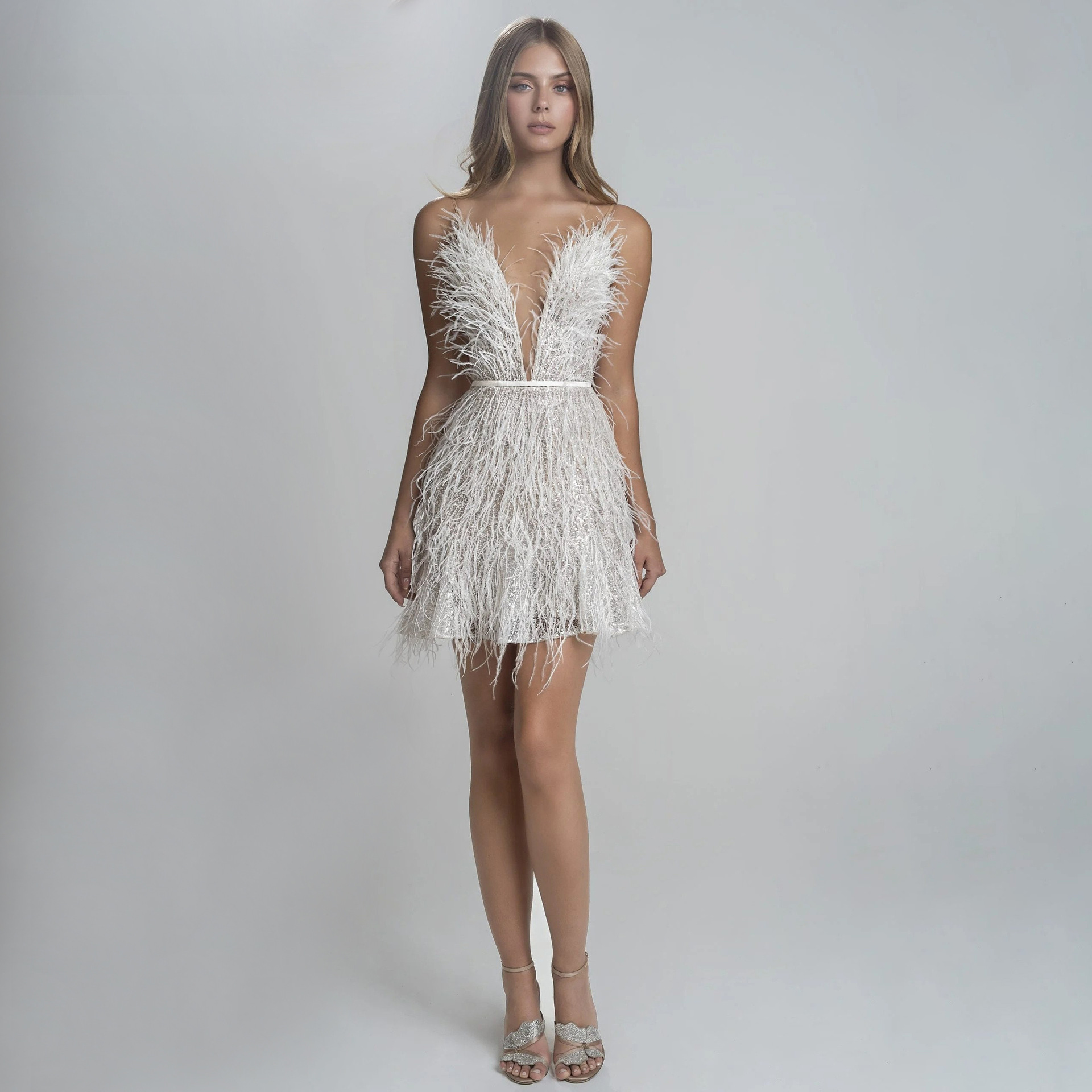 Autumn and Winter New European and American Women's Fantastic Feather Dress, Open Back Party Dress, Waist Tight Chest, Deep V Feather Strap Dress