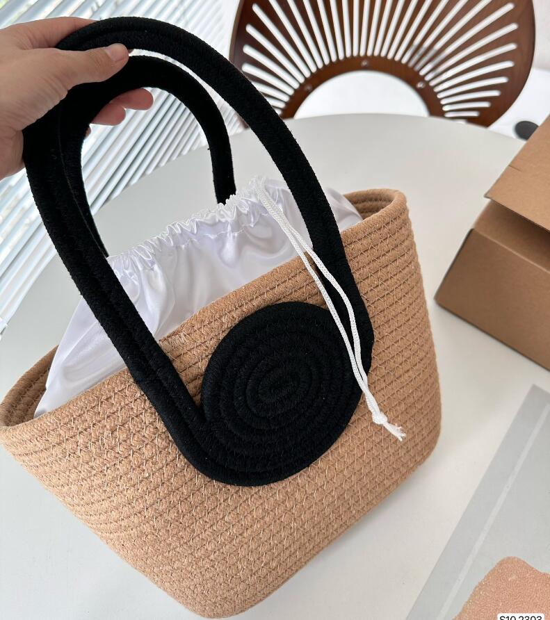 fashion Womans bag summer day travel Beach bags braid Shoulder Bag anagram brand totes duffle Shopping basket hand bag mens pochette Cross body clutch picnic weekend, As pic
fashion Womans bag summer day travel Beach bags braid Shoulder Bag anagram brand totes duffle Shopping basket hand bag mens pochette Cross body clutch picnic weekend, As pic