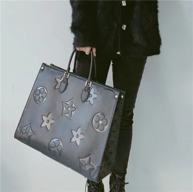Designer Women Bag Embossed Black flower Monograms ONTHEGO GM MM Bags Leather louiseitys Handbag viutonity Purse Tote Shoulder Crossbody Female Backpack ON THE GO#6
Designer Women Bag Embossed Black flower Monograms ONTHEGO GM MM Bags Leather louiseitys Handbag viutonity Purse Tote Shoulder Crossbody Female Backpack ON THE GO#6