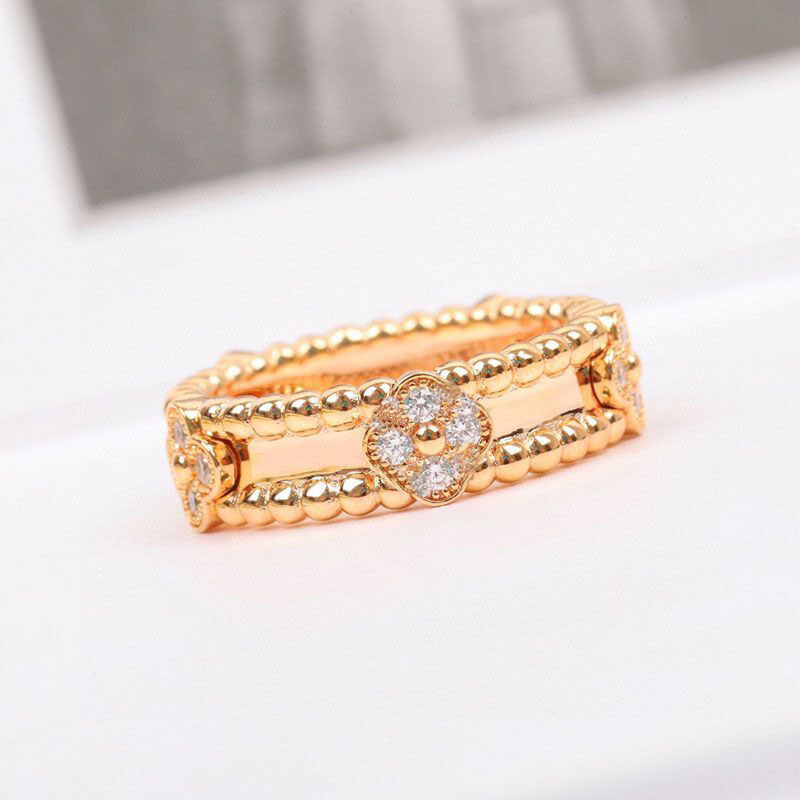Clover Rings Kaleidoscope Ring Female Minority Design Sense of Fashion Simple Van clover Jewelry Plated Rose Gold sliver luck flower for women wedding Engagement
Clover Rings Kaleidoscope Ring Female Minority Design Sense of Fashion Simple Van clover Jewelry Plated Rose Gold sliver luck flower for women wedding Engagement