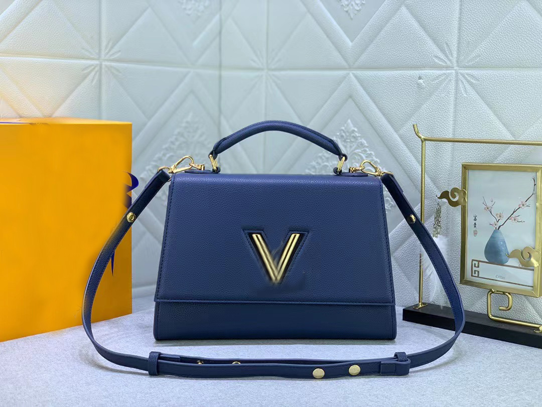 Designer Shoulder Bag TWIST MM Classic Women Crossbody Handbags Luxury Lady Tote Purse Epi Leather Design Lock Female Chain Hand Bags Fashion Woman Cross Body Purses
Designer Shoulder Bag TWIST MM Classic Women Crossbody Handbags Luxury Lady Tote Purse Epi Leather Design Lock Female Chain Hand Bags Fashion Woman Cross Body Purses