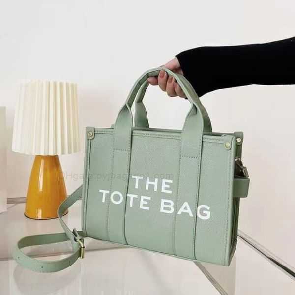 the Tote Marc the Tote Bag Designer Luxury Marc Handbag Shoulder Purse Multi Pochette Handbags Casual Totes Leather Canvas Bags Jacobs0l1sjocobs, Color 1
the Tote Marc the Tote Bag Designer Luxury Marc Handbag Shoulder Purse Multi Pochette Handbags Casual Totes Leather Canvas Bags Jacobs0l1sjocobs, Color 1