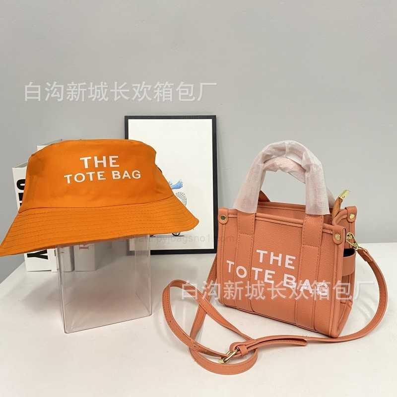 the Tote Marc Women's Springsummer New Mini Tote Letter Handbag One Shoulder Small Square Bag Jacobspvgujocobs, White10
the Tote Marc Women's Springsummer New Mini Tote Letter Handbag One Shoulder Small Square Bag Jacobspvgujocobs, White10