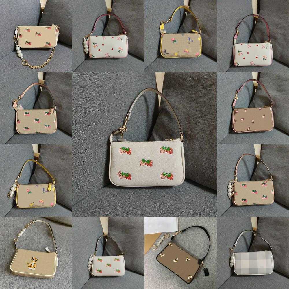 26 Styles Designer Bag C Letter Shoulder Bags Women Underarm Tote Bags Classic Flower Luxurys HandBag Strawberry Crossbody Bags Purse 230318, Black brown pearl
26 Styles Designer Bag C Letter Shoulder Bags Women Underarm Tote Bags Classic Flower Luxurys HandBag Strawberry Crossbody Bags Purse 230318, Black brown pearl
