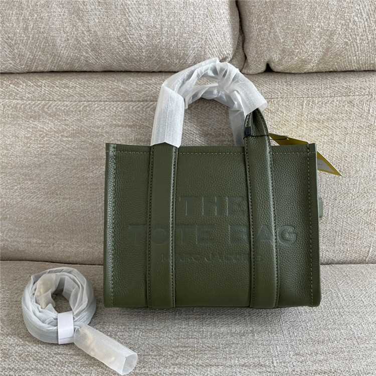 the Tote Marc Mj New Fashion All Cow Leather Tote Small Commuter Shopping Women's Handheld One Shoulder Diagonal Straddle Bag Jacobsonumjocobs, Ginger
the Tote Marc Mj New Fashion All Cow Leather Tote Small Commuter Shopping Women's Handheld One Shoulder Diagonal Straddle Bag Jacobsonumjocobs, Ginger