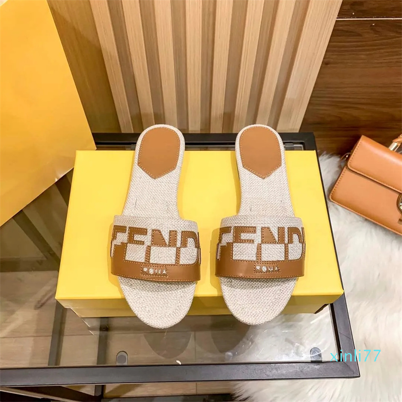 Sandals Slippers Women's Outer Wear Summer Fashion All-match Soft Leather Seaside Beach Leisure Large Size Flat Heel Flip-flops, #2
Sandals Slippers Women's Outer Wear Summer Fashion All-match Soft Leather Seaside Beach Leisure Large Size Flat Heel Flip-flops, #2